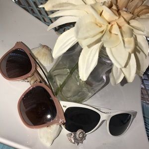 Stylish Sunnies 👓